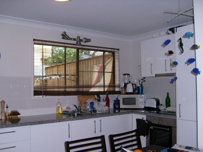 3/9 Pleasant Drive, Cannonvale QLD 4802