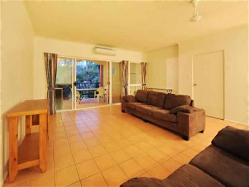 21/24 Island Drive, Cannonvale QLD 4802