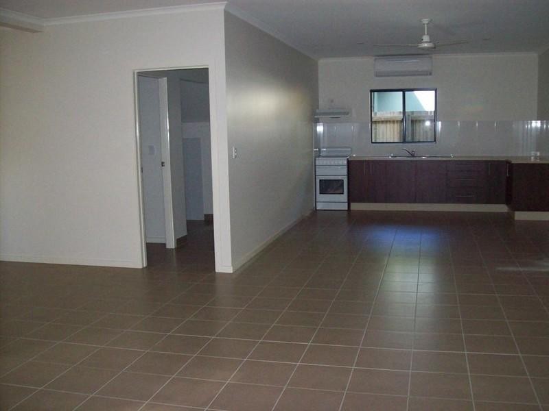 64 Jones Road, Cannonvale QLD 4802