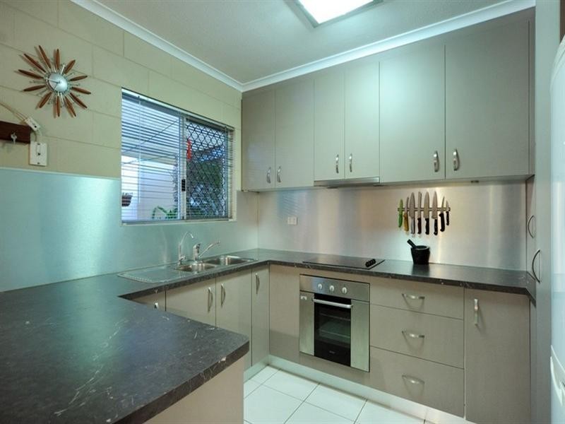20/11 Island Drive, Cannonvale QLD 4802