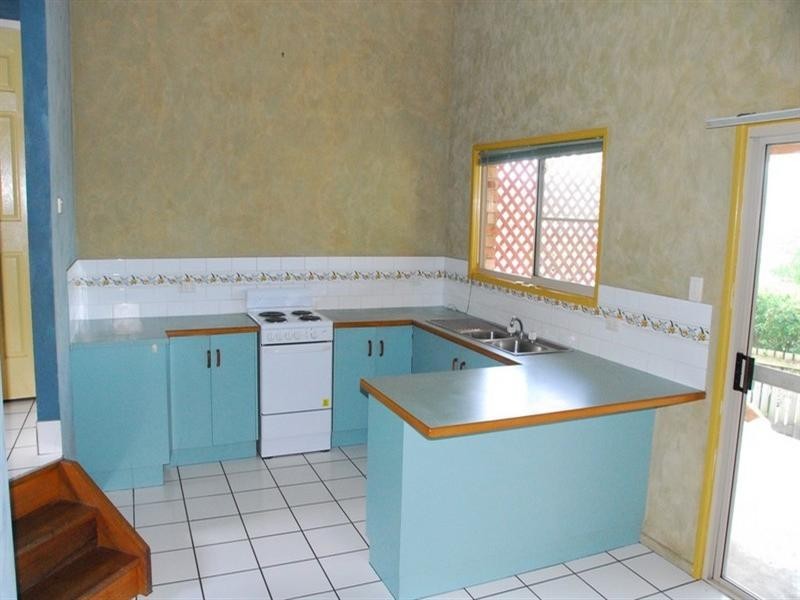 27 Jones Road, Cannonvale QLD 4802