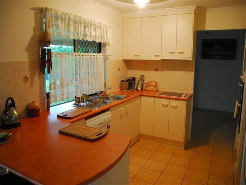 46 Whitsunday Drive, Bloomsbury QLD 4799
