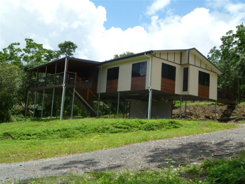 90 Moodys Road, Strathdickie QLD 4800