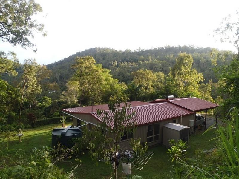 309 Paluma Road, Cannonvale QLD 4802