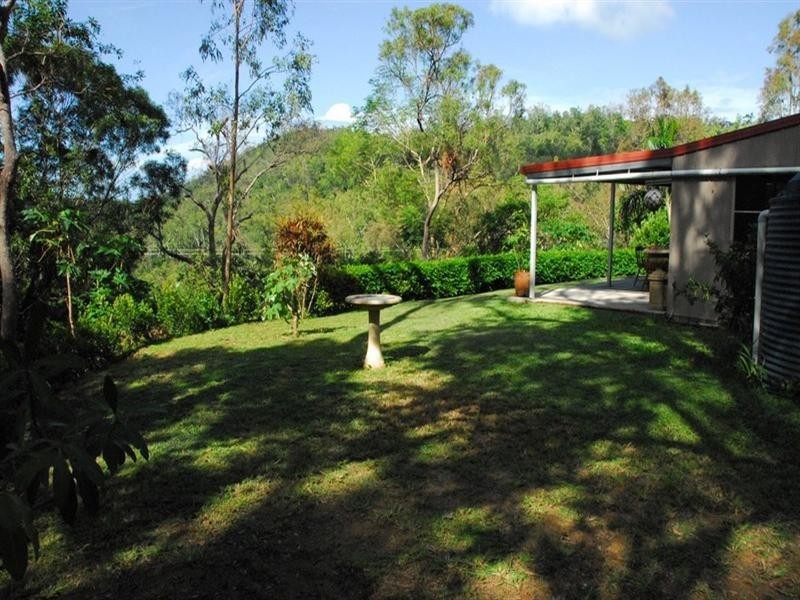 309 Paluma Road, Cannonvale QLD 4802
