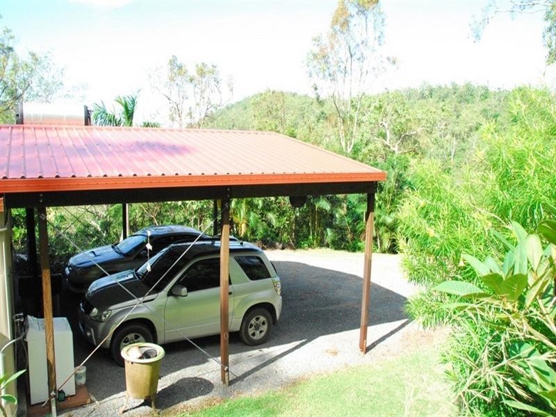 309 Paluma Road, Cannonvale QLD 4802