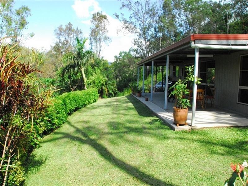 309 Paluma Road, Cannonvale QLD 4802