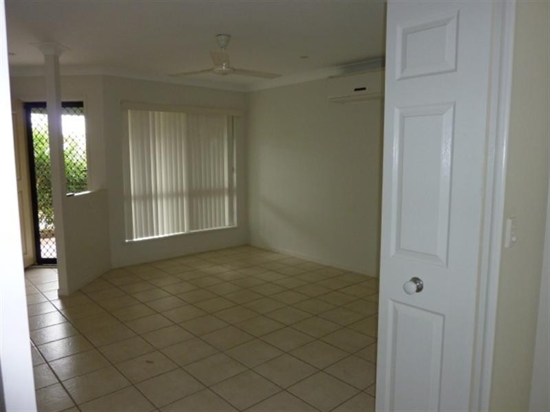 35 Sanctuary Avenue, Jubilee Pocket QLD 4802