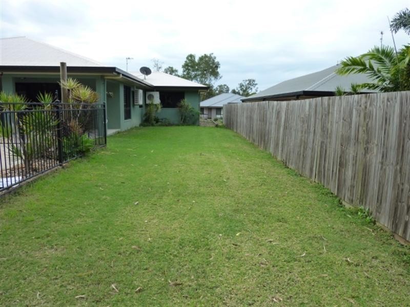 35 Sanctuary Avenue, Jubilee Pocket QLD 4802