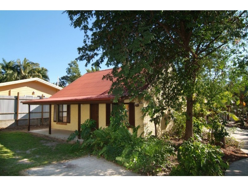 10 Iluka Street, Cannonvale QLD 4802