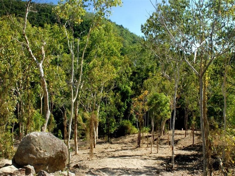 Lot 27 Sam Hill Drive, Cannonvale QLD 4802