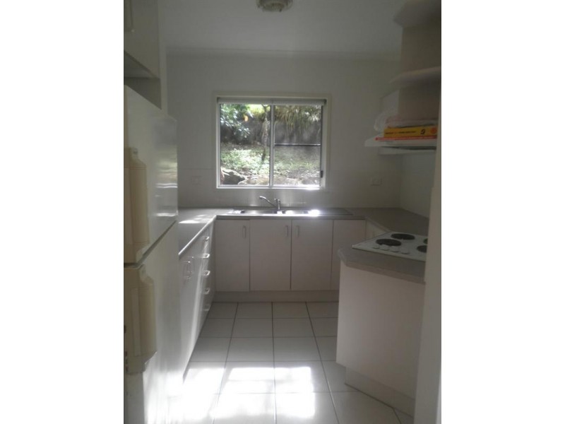 3/17 Macarthur Drive, Cannonvale QLD 4802