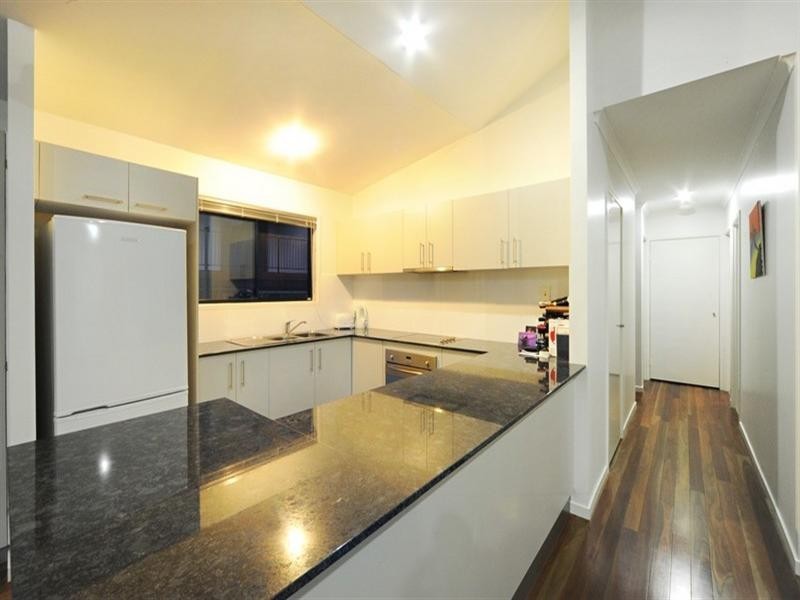 8 Curlew Court, Jubilee Pocket QLD 4802