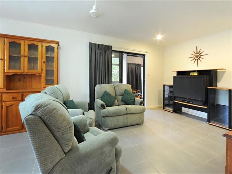 8 Curlew Court, Jubilee Pocket QLD 4802