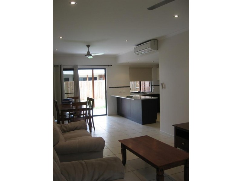 14/25 Abell Road, Cannonvale QLD 4802