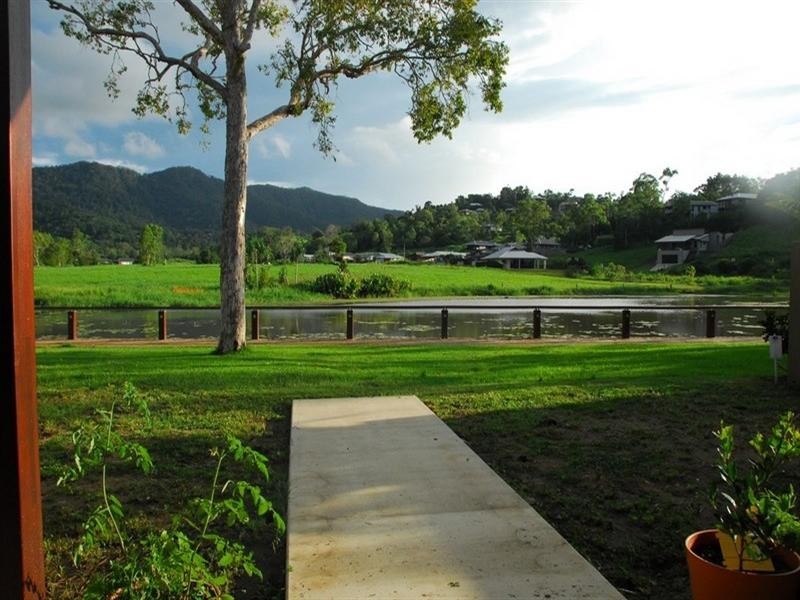 48 Abell Road, Cannonvale QLD 4802