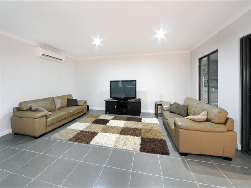 48 Abell Road, Cannonvale QLD 4802