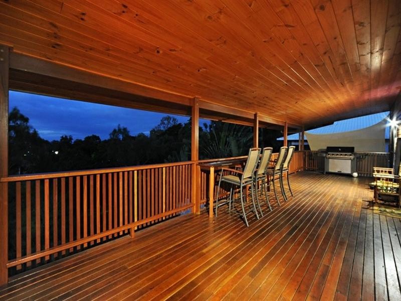 8 South Molle Boulevard, Cannonvale QLD 4802