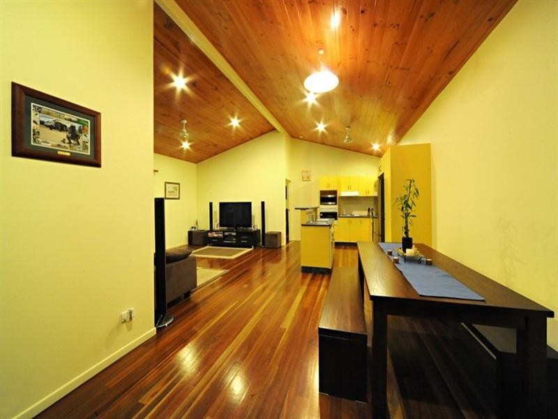 8 South Molle Boulevard, Cannonvale QLD 4802
