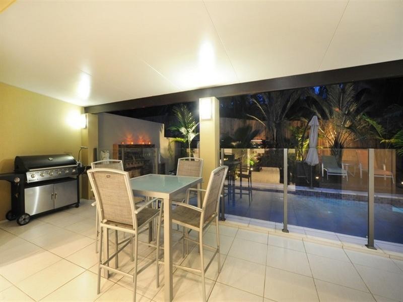 2/5 Olsen Place, Jubilee Pocket QLD 4802