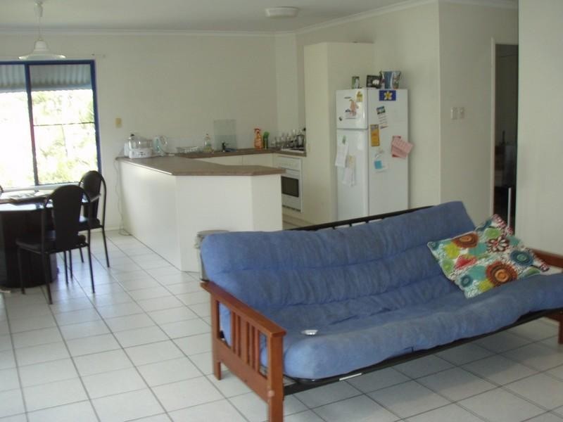 5 Begley Street, Cannonvale QLD 4802