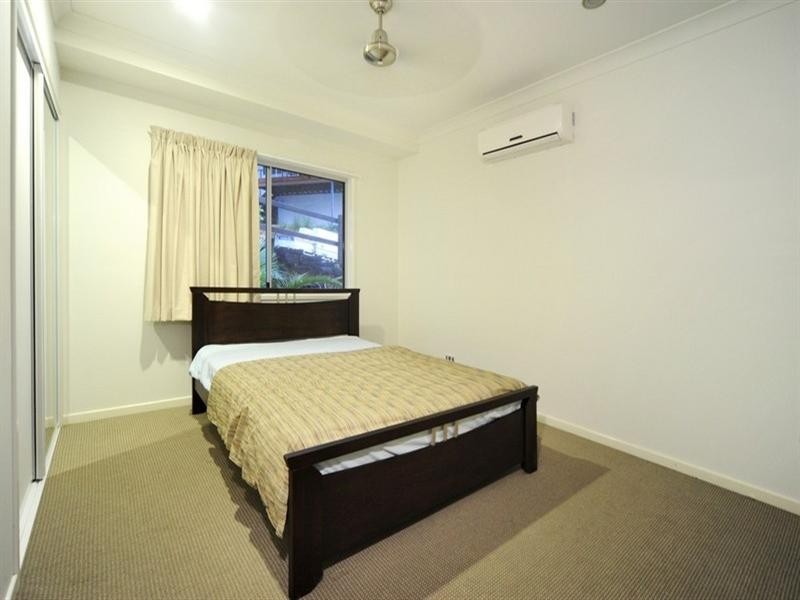 60 Eshelby Drive, Cannonvale QLD 4802