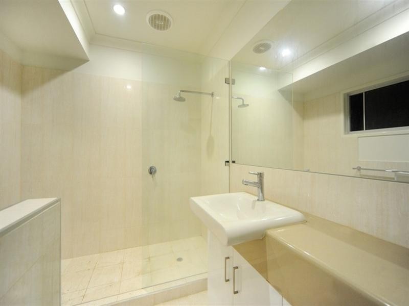 60 Eshelby Drive, Cannonvale QLD 4802