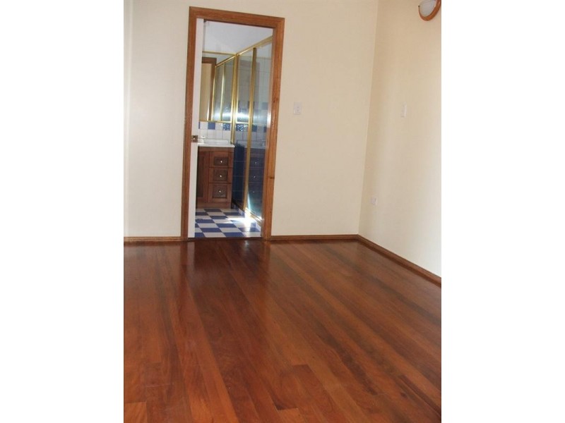 5 Warrain Street, Shute Harbour QLD 4802