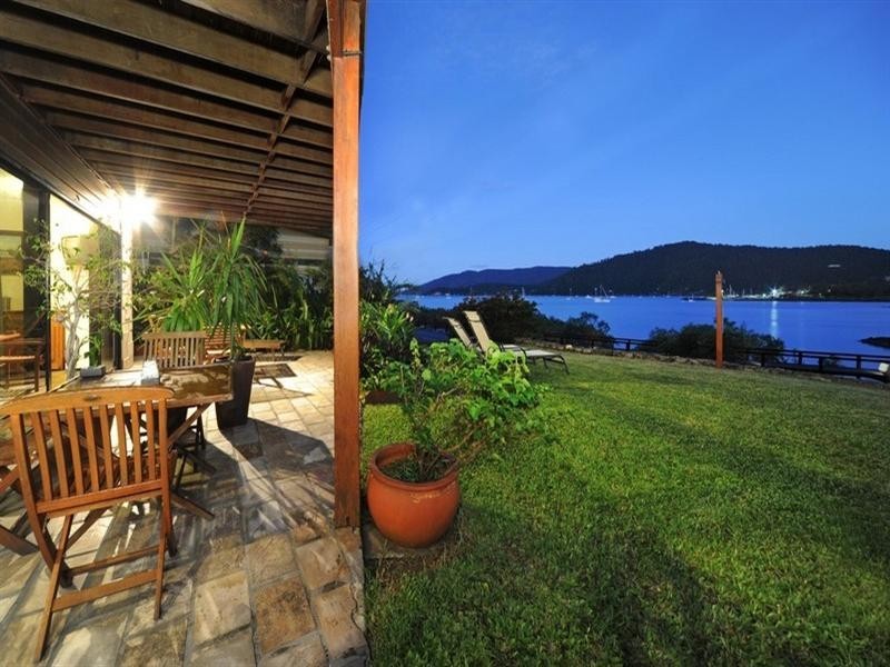 5 Mazlin Street, Airlie Beach QLD 4802