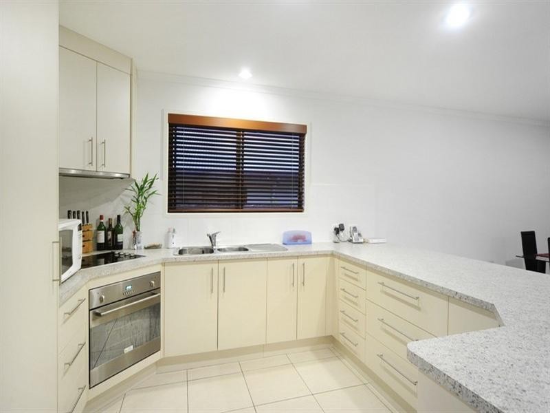 91 Abell Road, Cannonvale QLD 4802