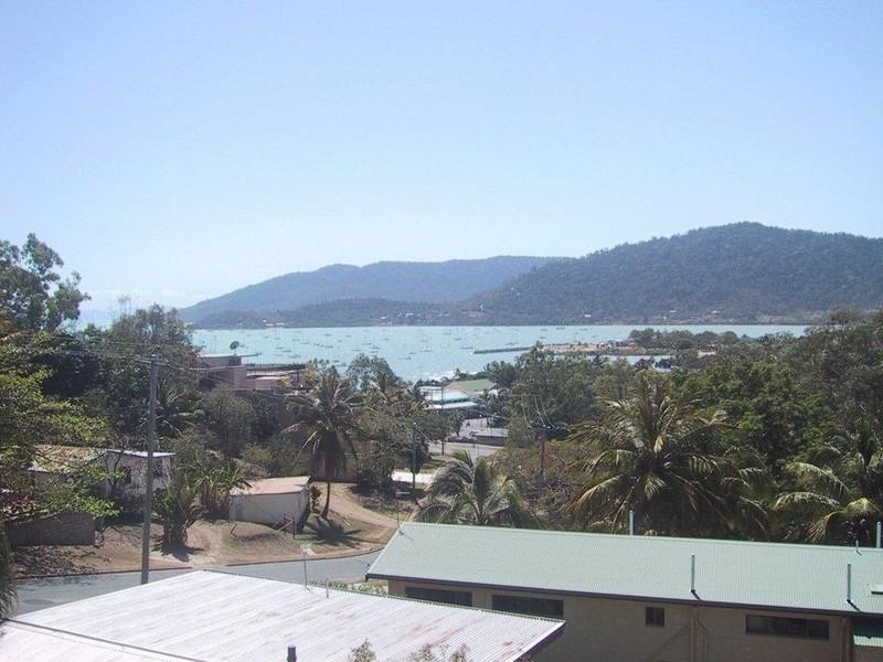 2/6 Begley Street, Airlie Beach QLD 4802