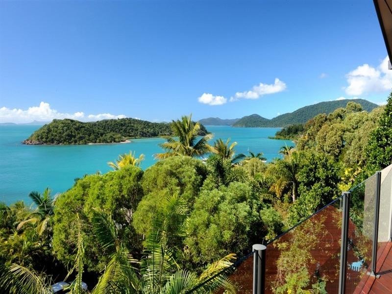 7 Shutehaven Close, Shute Harbour QLD 4802