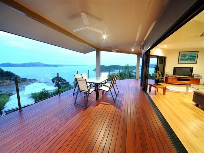 7 Shutehaven Close, Shute Harbour QLD 4802