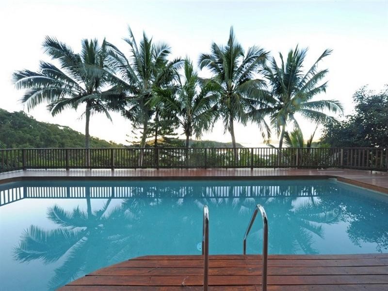 7 Warrain Street, Shute Harbour QLD 4802