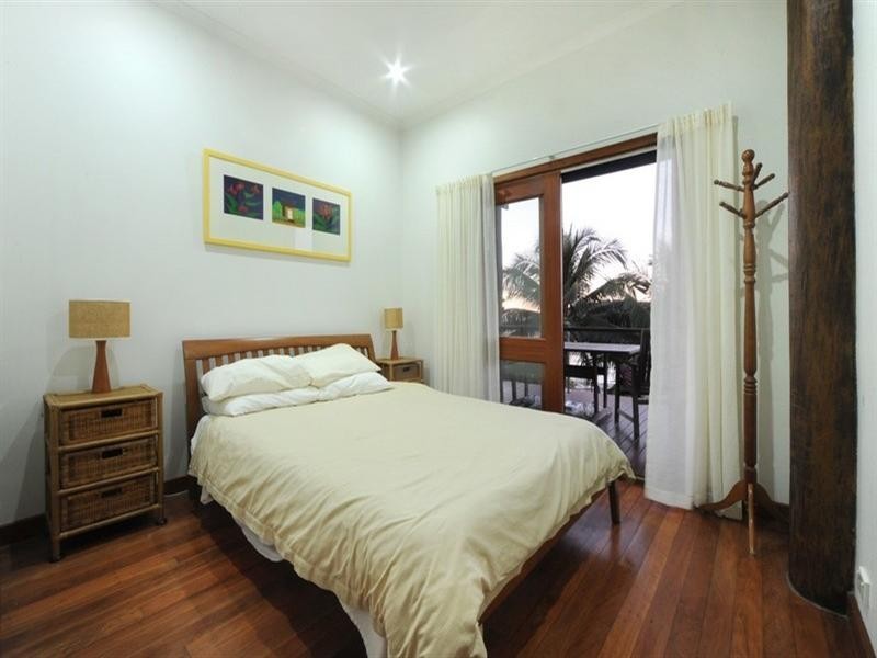 7 Warrain Street, Shute Harbour QLD 4802