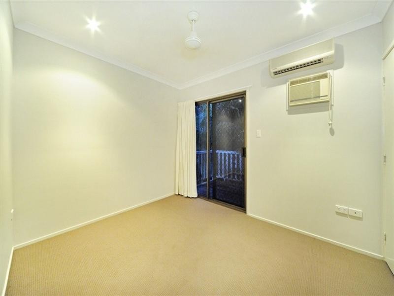 1/11 Tropic Road, Cannonvale QLD 4802