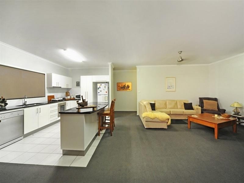 34 Grace Avenue, Cannonvale QLD 4802