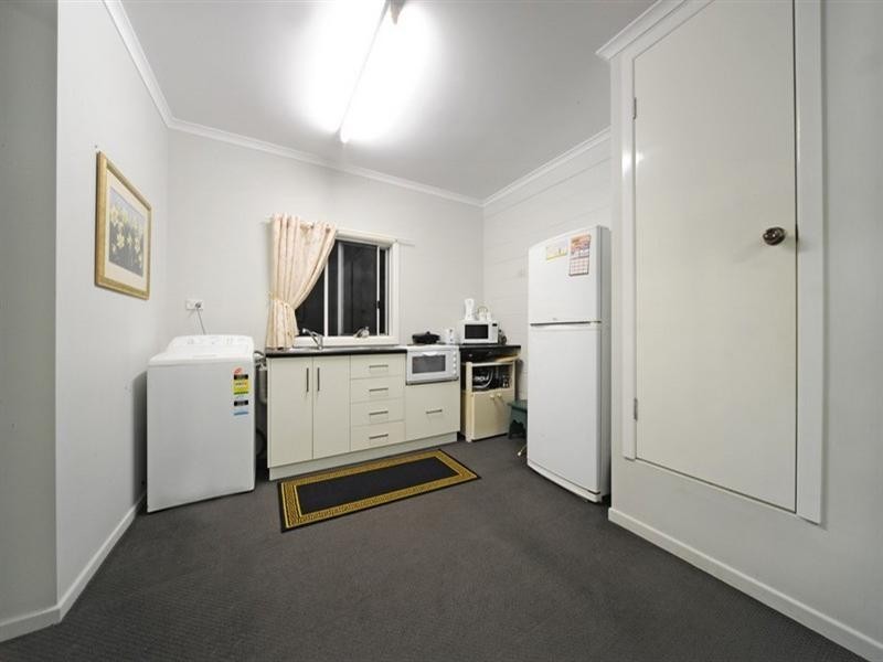 34 Grace Avenue, Cannonvale QLD 4802