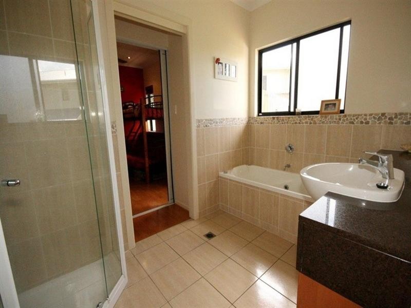 25/25 Abell Road, Cannonvale QLD 4802