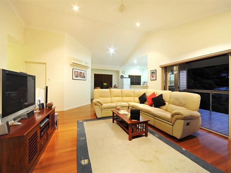 93 Stanley Drive, Cannonvale QLD 4802