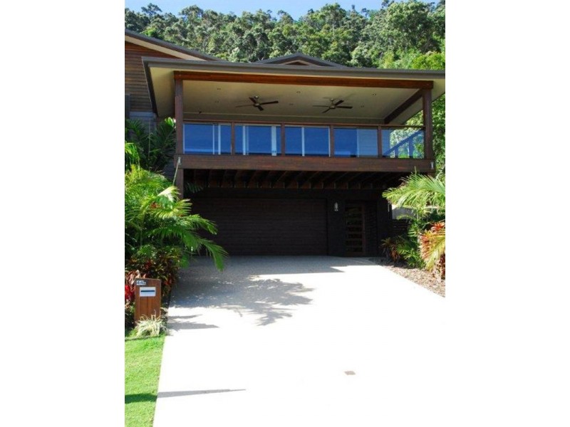 44 Eshelby Drive, Cannonvale QLD 4802