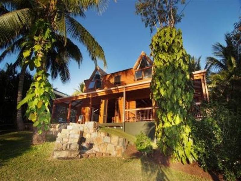 Cannonvale QLD 4802