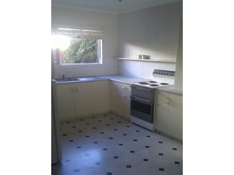 4/7 Duell Road, Cannonvale QLD 4802