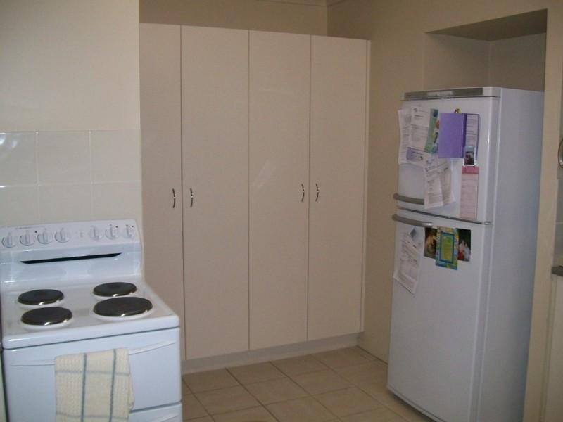 102/2 Eshelby Drive, Cannonvale QLD 4802