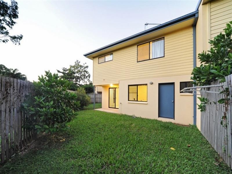 6/16 Beach Road, Cannonvale QLD 4802