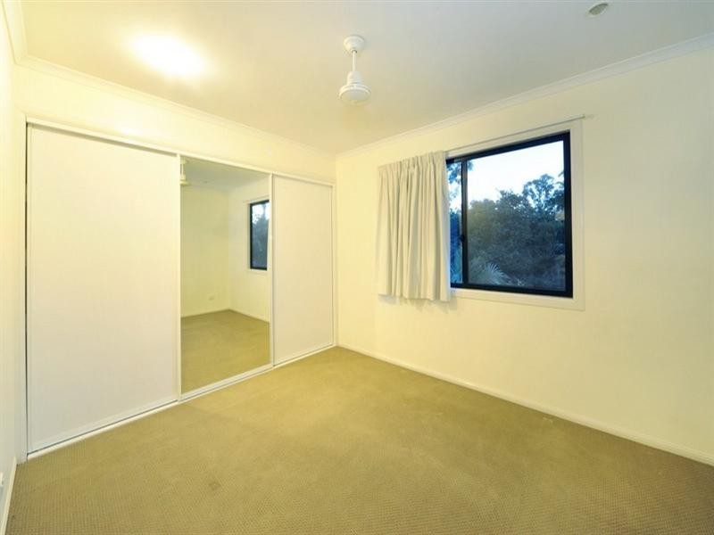 6/16 Beach Road, Cannonvale QLD 4802