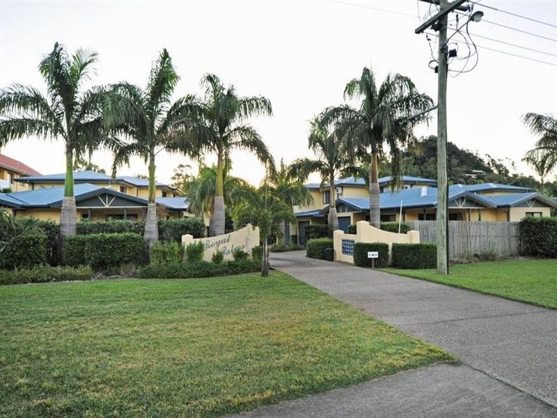 6/16 Beach Road, Cannonvale QLD 4802