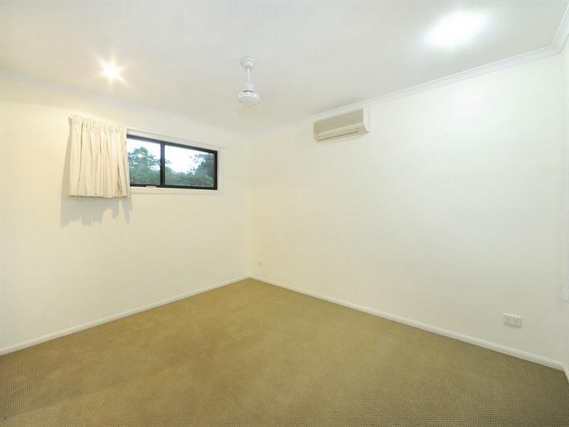6/16 Beach Road, Cannonvale QLD 4802
