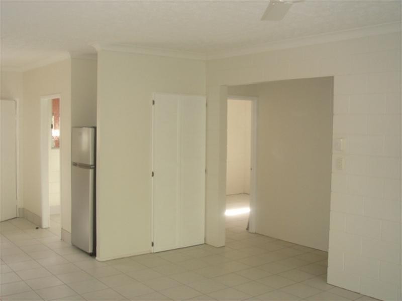 15/14 Island Drive, Cannonvale QLD 4802