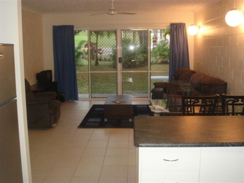 15/14 Island Drive, Cannonvale QLD 4802